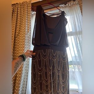 Cashe A beaded formal dress